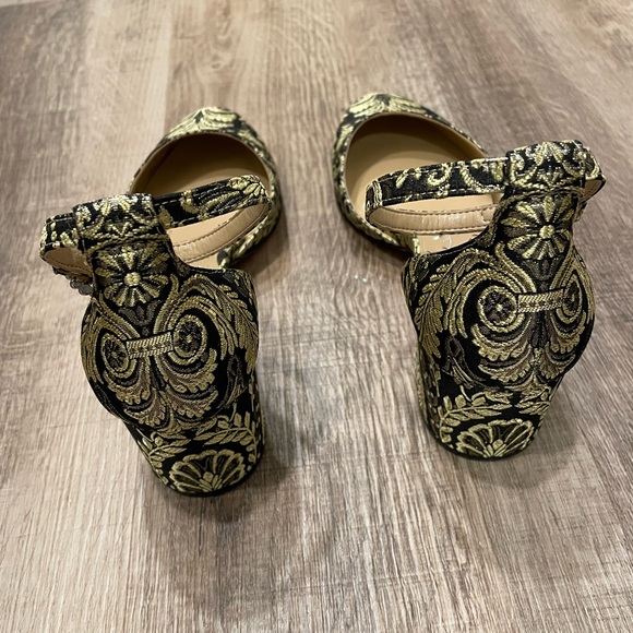 Women’s RSVP by Talbots heels shoes black gold tapestry size 7 - Picture 6 of 8